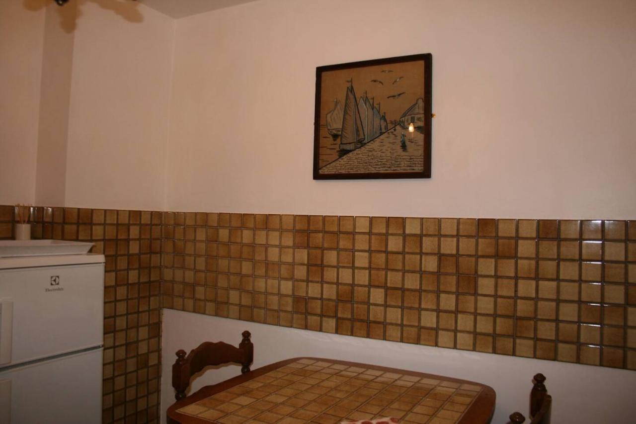 1 Bedroom House 20Min Walk To Centre In 투르뉘 외부 사진